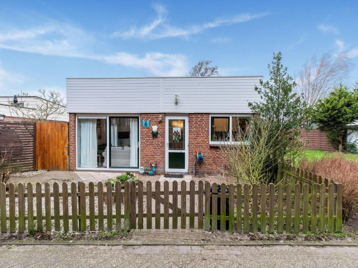 Endearing Holiday Home In Noordwijkerhout With Garden Bbq Exterior foto